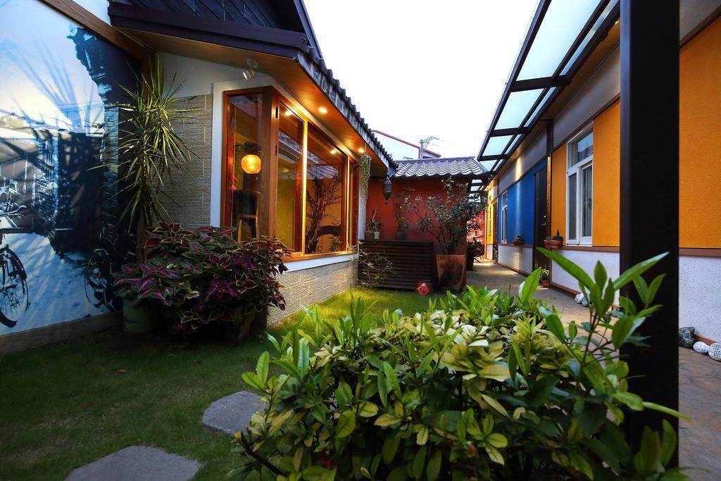 Jasmine Orange B&B 吉安郷 エクステリア 写真